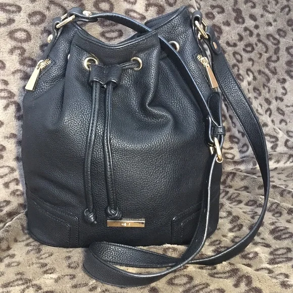 HEYS Drawstring Pebbled Bucket Bag - Picture 2 of 13